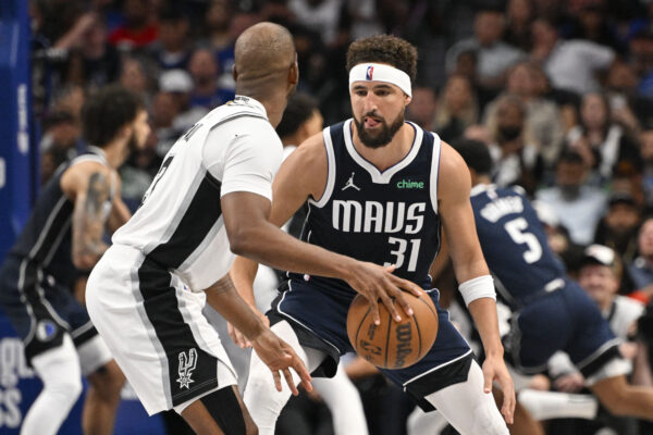 How many points did Klay Thompson score on his Mavericks debut? Full stats from Spurs vs. Mavericks