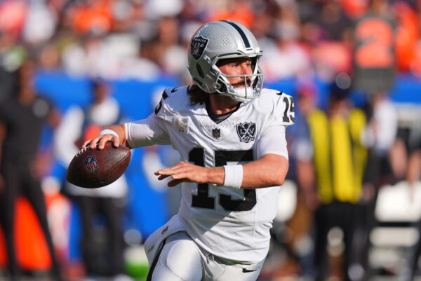 Raiders : a change coming for QB 1 ?