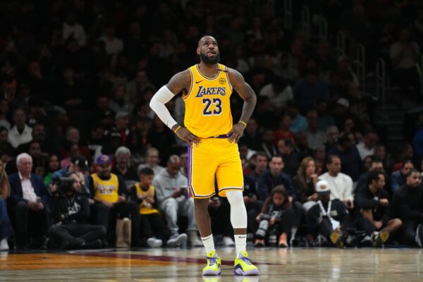 Top 10 biggest losses in Lakers’ history