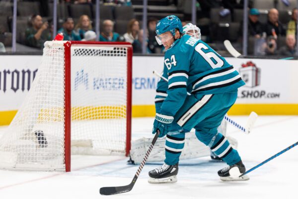 Sharks Poised to Open Extension Talks with Mikael Granlund in January