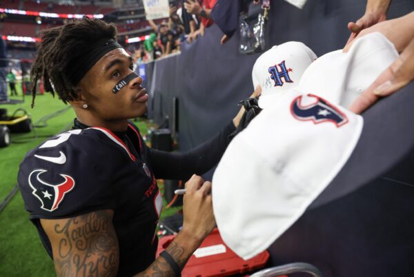 Tank Dell Injury Update: Texans Wideout suffers second season ending injury in 2 seasons, carted off the field to a local hospital