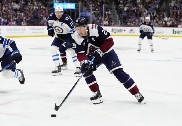 Nathan MacKinnon Named NHL’s 1st Star of the Month