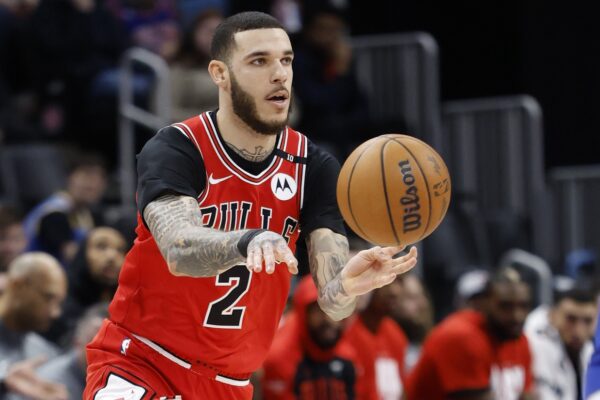 Lonzo Ball signs two-year contract extension worth $20 M with Chicago Bulls