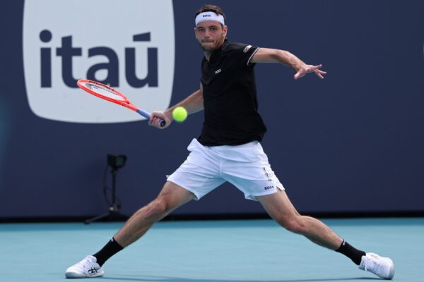 Taylor Fritz (USA) reaches for a forehand against Denis Shapovalov (CAN)(not pictured) on day seven of the Miami Open at Hard Rock Stadium.