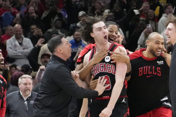 Josh Giddey Stuns Lakers with a ‘Dagger’, Makes Case for NBA Play of the Year!