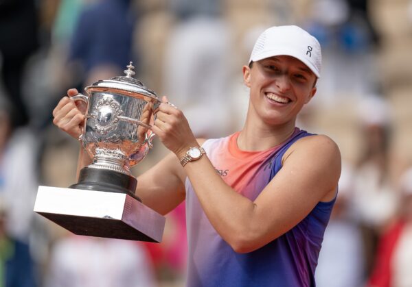 Is Iga Swiatek’s Decline in Form a Concern for Her 2025 French Open Campaign?