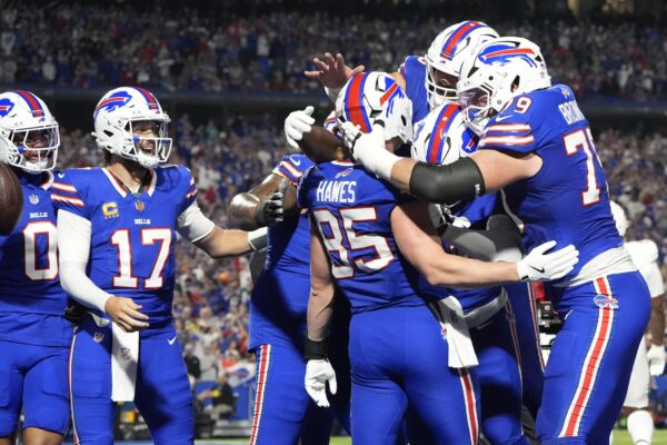Thursday Night Football – Bills Continue Perfect Start to Season Overcoming a Resilient Dolphins’ Effort 