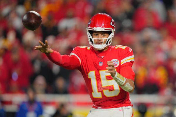 2025–26 NFL MVP Odds Week 9 – Patrick Mahomes, Josh Allen Top Picks with Best Odds, One Surprise Pick in QB Ruled Category!