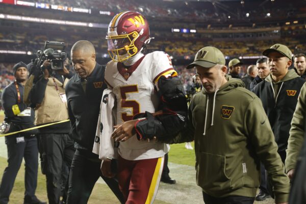 Commanders Eye Bye Week Recovery for Jayden Daniels - No IR Placement Expected Amid Elbow Scare