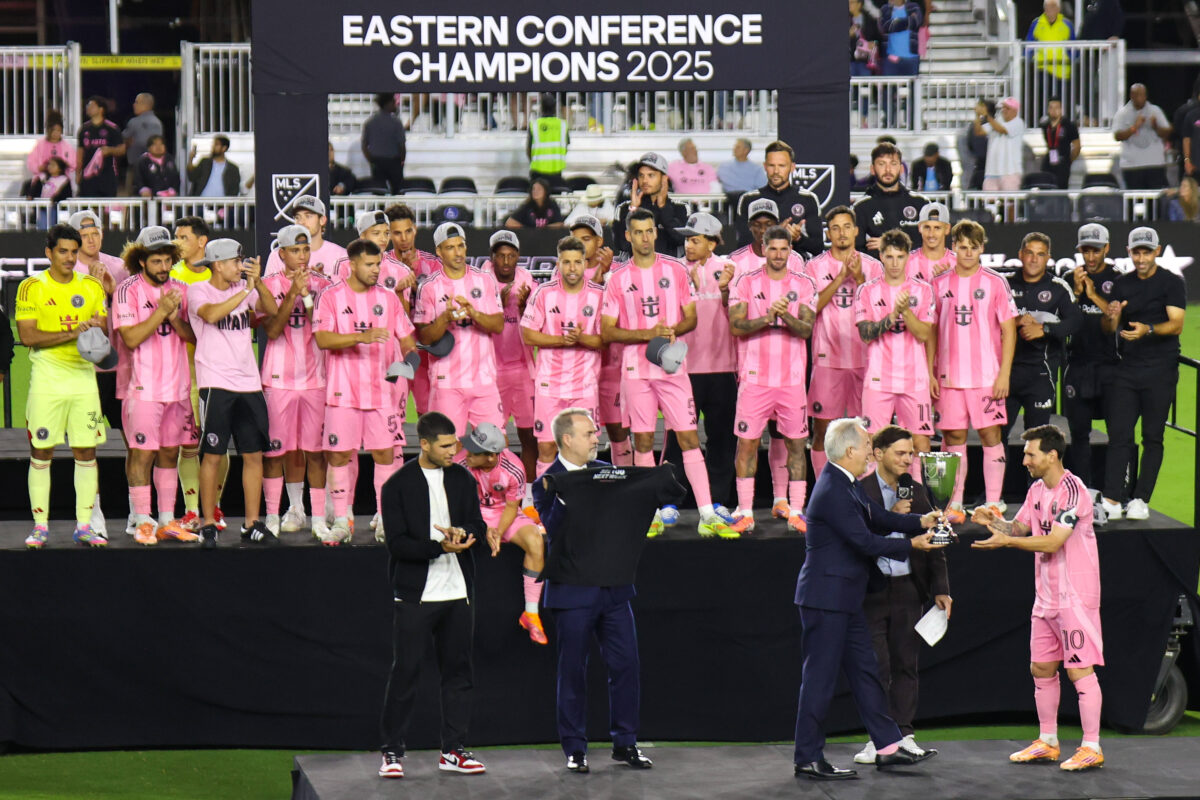 Inter Miami forward Lionel Messi (10) accepts the MLS, Fussball Herren, USA Winners Cup at the end of the MLS Eastern Conference finals match between New York FC and Inter Miami CF during a MLS Cup Playoffs match at Chase Stadium on November 29, 2025 in Fort Lauderdale, Florida.