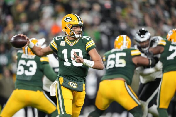 Is It Time to Panic in Green Bay after Yet Another Worthless Showing by the Packers’ Offense in Week 10?