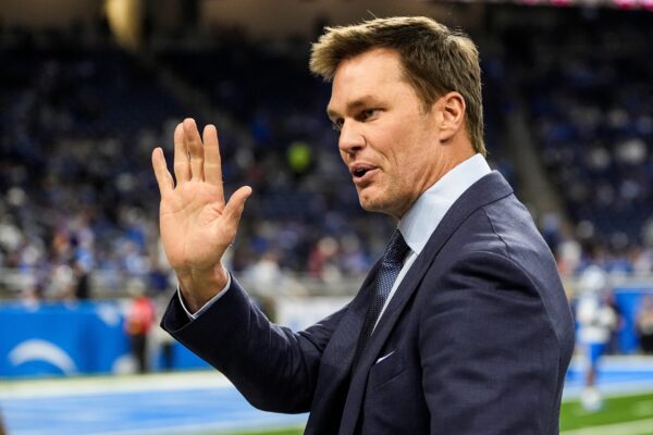 Tom Brady Stays Neutral- Won’t Pick Sides in Epic Buccaneers vs Patriots Week 10 Showdown on Sunday