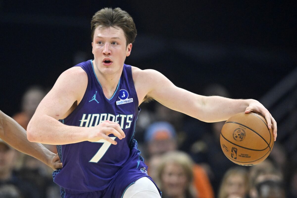Charlotte Hornets guard Kon Knueppel (7) dribbles the ball in the first quarter against the Cleveland Cavaliers at Rocket Arena.