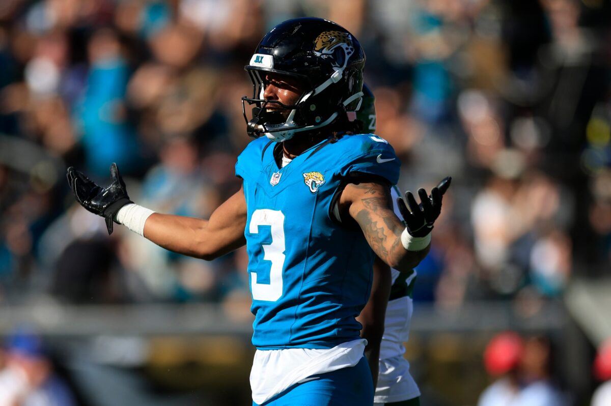 Jaguars Lock In Key Receiver: Jakobi Meyers Signs Three-Year Extension