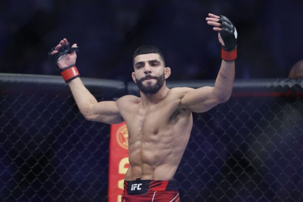 UFC Vegas 113: Amir Albazi vs Kyoji Horiguchi – Predictions, Odds, Best Bets & How To Watch