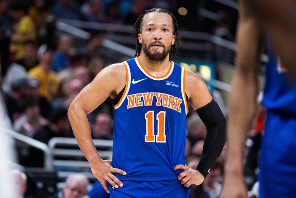 New York Knicks guard Jalen Brunson (11) in the second half against the Indiana Pacers at Gainbridge Fieldhouse.