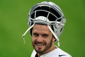 Derek Carr