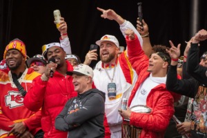 Travis Kelce Chris Jones
