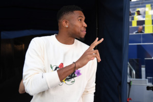 giannis antetokounmpo
