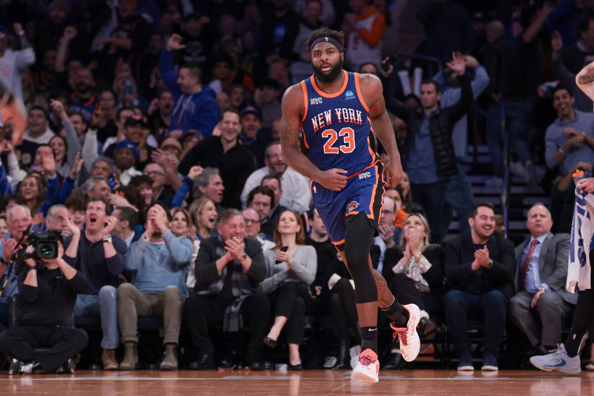 mitchell robinson