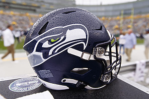 mack brown seahawks