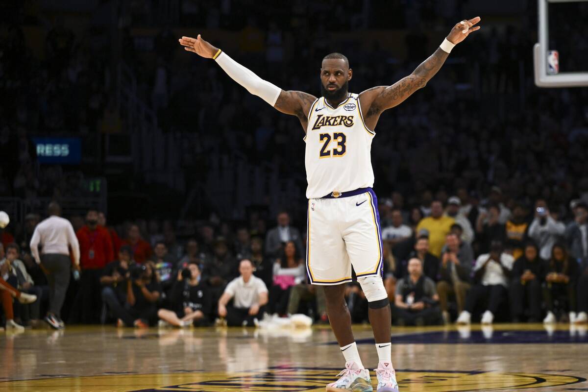 Lakers vs Kings LeBron James record