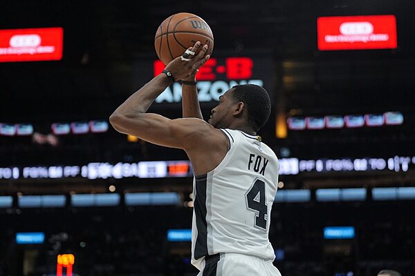 De'Aaron Fox Wembanyama Spurs NBA