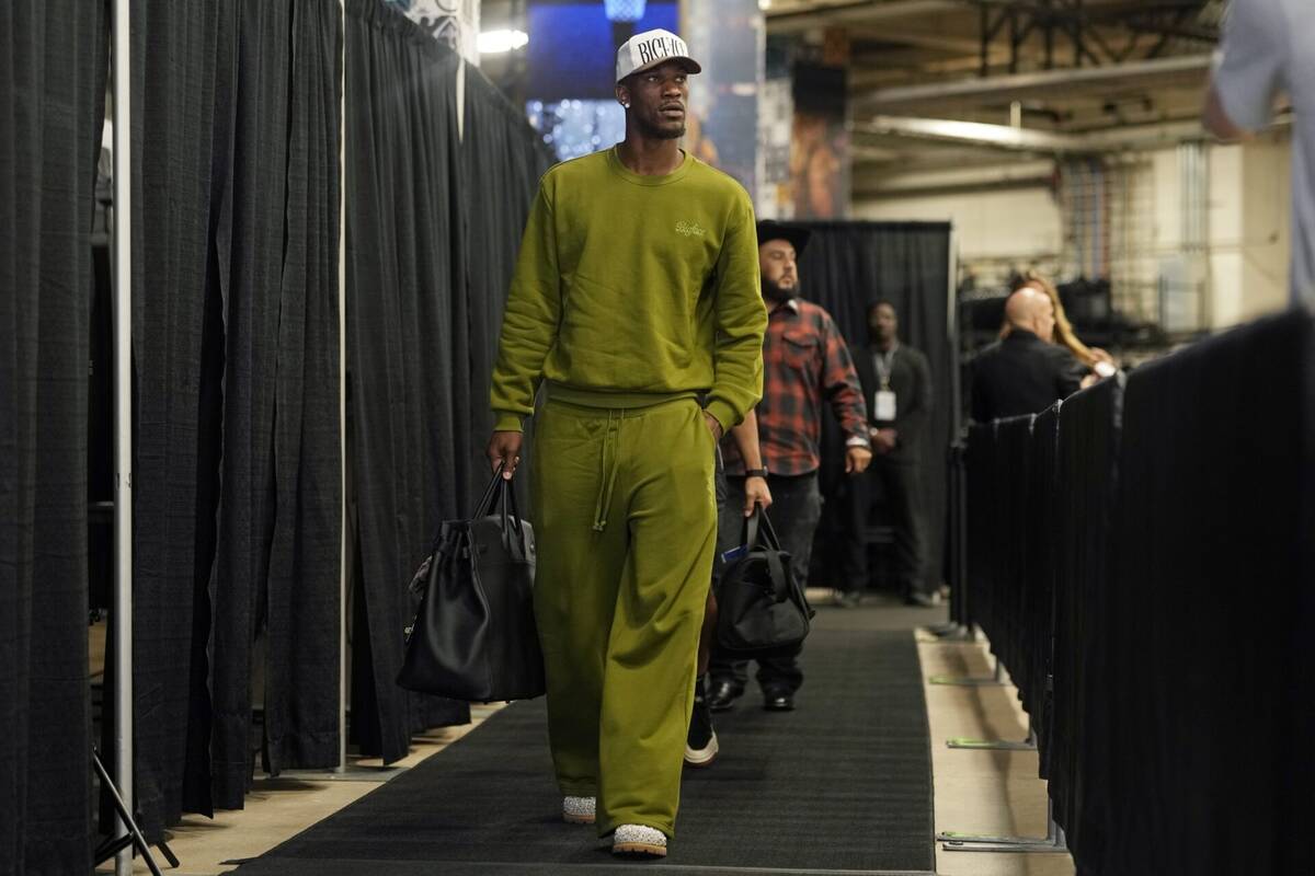 NBA Golden State Warriors Jimmy Butler Stephen Curry