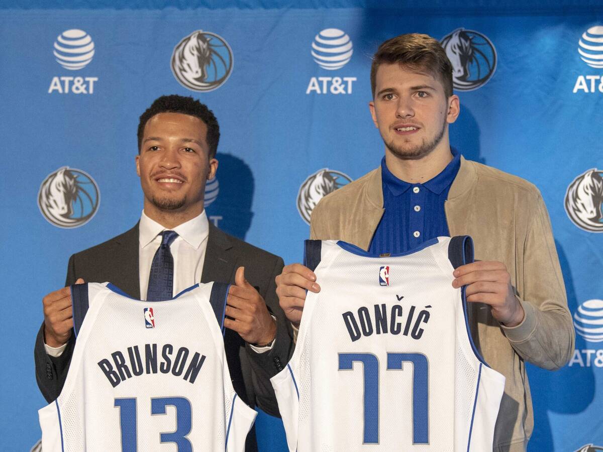 Jalen Brunson Luka Doncic NBA Los Angeles Lakers