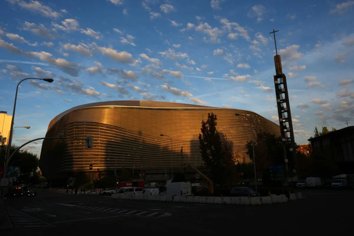 Visuale esterna del nuovo Santiago Bernabéu