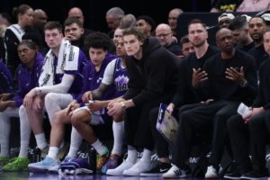 La panchina degli Utah Jazz. Con i Pacers hanno ricevuto una multa