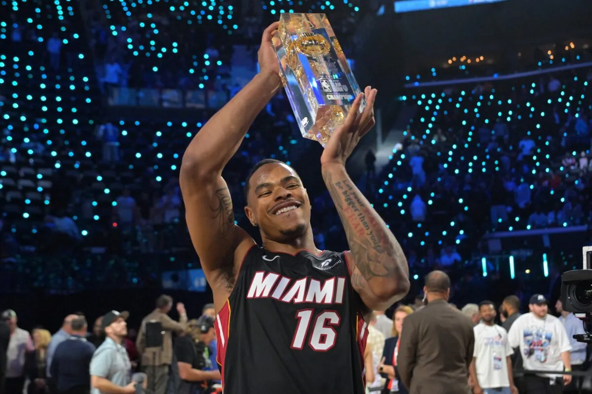 Keshad Johnson vince lo Slam Dunk Contest all'NBA All-Star 2026