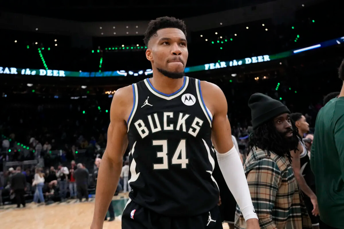 Giannis in maglia Bucks