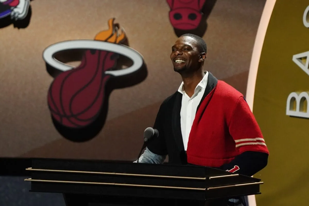 Chris Bosh durante una conferenza stampa