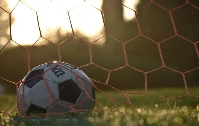 Estratégias eficazes para apostas on-line em futebol