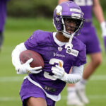 Minnesota Vikings first-round pick Jordan Addison inks rookie deal