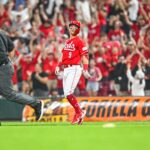 Reds viram contra Dodgers com reação na última entrada