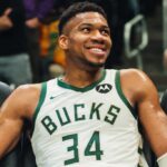 Giannis Antetokounmpo - Milwaukee Bucks