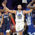 Curry, Green e Wiggins - Warriors vencem 76ers