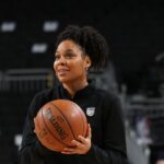Lindsey Harding (Foto: Reprodução X / Sacramento Kings)