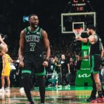 Jaylen Brown e Jayson Tatum