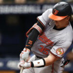 Adley Rutschman brilha na Flórida e Orioles vencem Rays