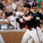 Vivendo mês prolífico ofensivamente, Orioles vencem Rangers