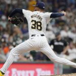 Brewers evitam varrida em série e vencem Marlins em Milwaukee