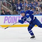Marner marca duas vezes e Maple Leafs vencem Utah em casa
