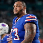 Dion Dawkins, LT dos Bills.
