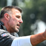 Mike Vrabel é o novo técnico dos Patriots