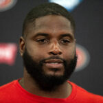 49ers cortam Hargrave