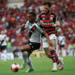 Clássico entre Vasco e Flamengo, disputado no Maracanã.