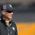 Steelers seguem aguardando Rodgers